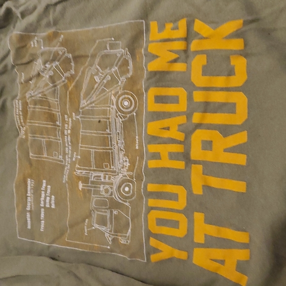 Old Navy | Bundle of 4 Toddler Long-Sleeved Tees | 4T - Picture 2 of 6